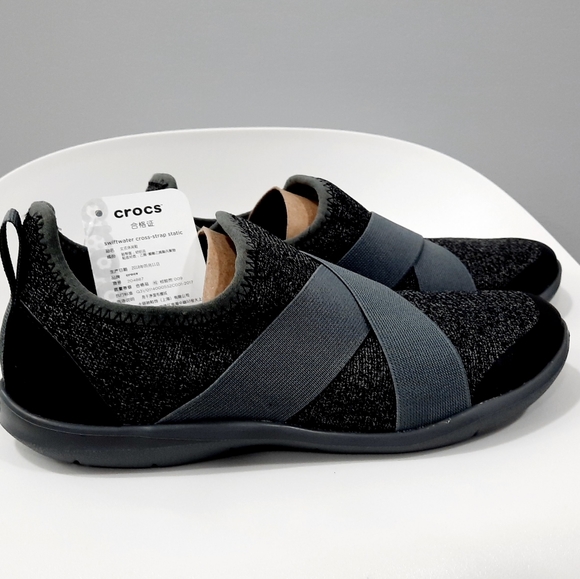 Crocs Swiftwater Cross Straps Pull-on Black  Gray color #6 - Picture 3 of 13